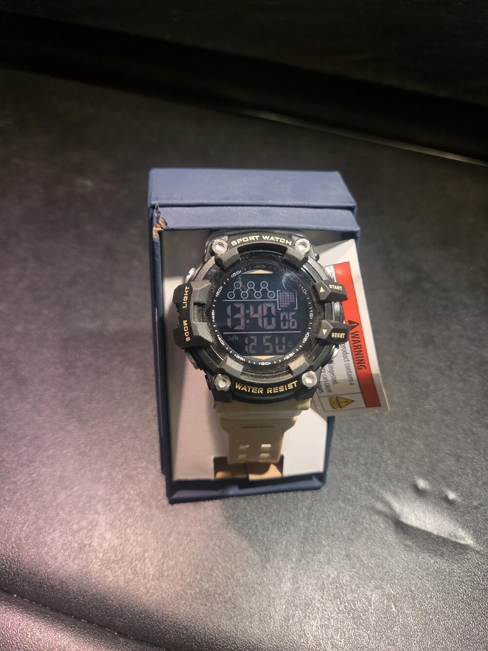 George Mens Digital Sport Wristwatch Plastic Strap w/ Light Water Resistance NWB
